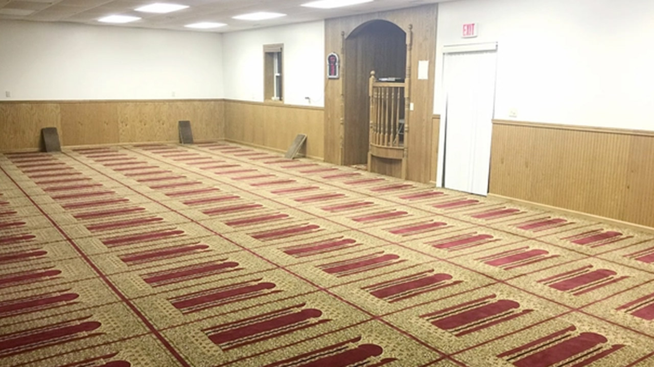 The AMS Kendallville masjid in Kendallville, Indiana (photo 1 of 6)