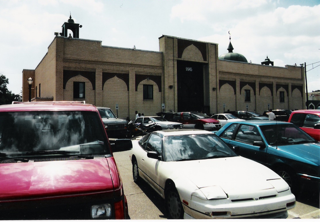 The AMS building after its first major expansion in 1986, showing the enlarged structure