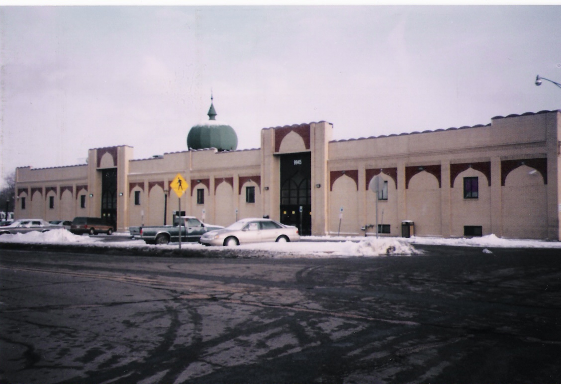 Another exterior view of the AMS after the final expansion in the early 2000s, taken on the same day, showing the full scale of the enlarged building